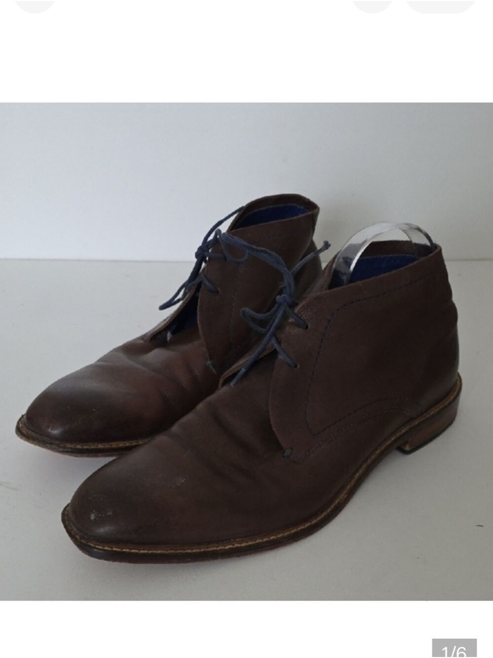 TED BAKER | Torsdi chukka boots in brown leather with blue laces sz 10
